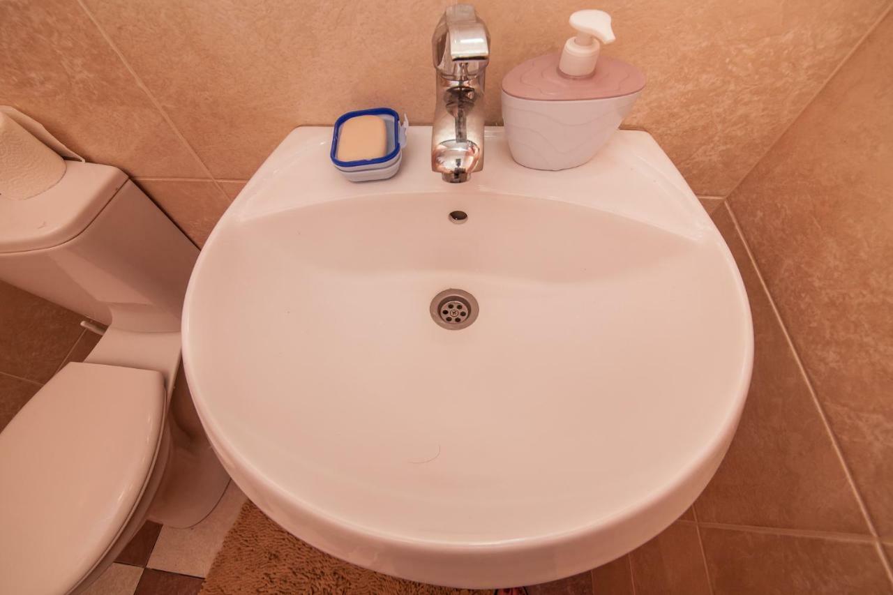 Alex Guesthouse Котор Екстериор снимка